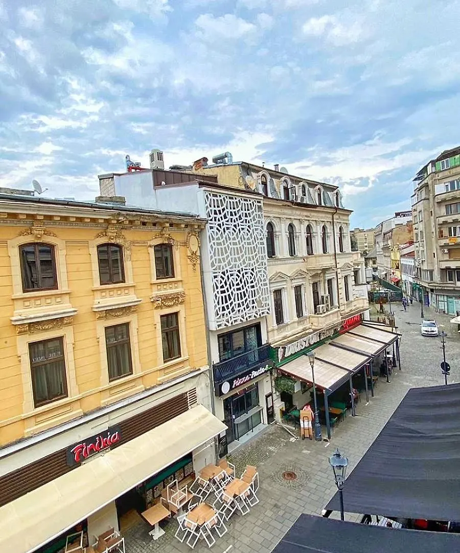 City Center Bed And Beyond Bucharest 0*,